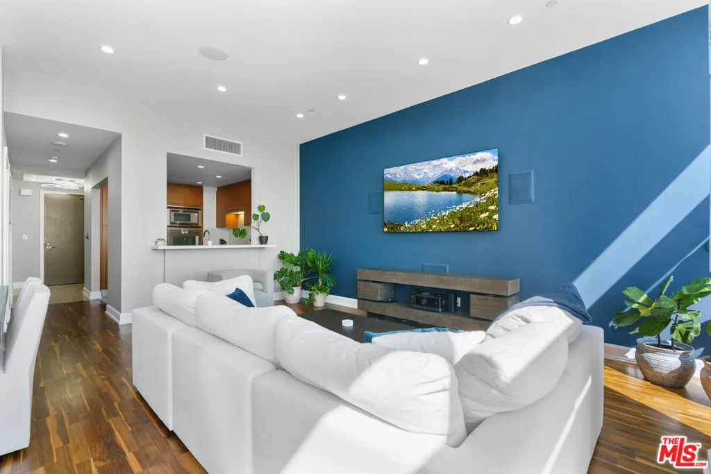 900 W Olympic Boulevard 32g, Los Angeles, California 90015 home-pic-7